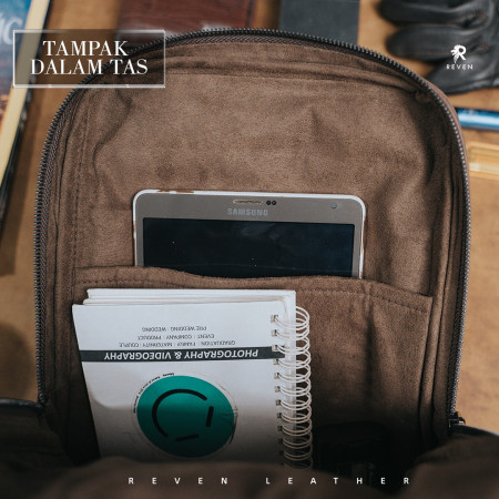 Tas Slempang Daypack Kulit Pria Cowok Original Waterproof Anti Air - Cokelat