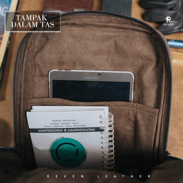 Tas Slempang Daypack Kulit Pria Cowok Original Waterproof Anti Air - Cokelat