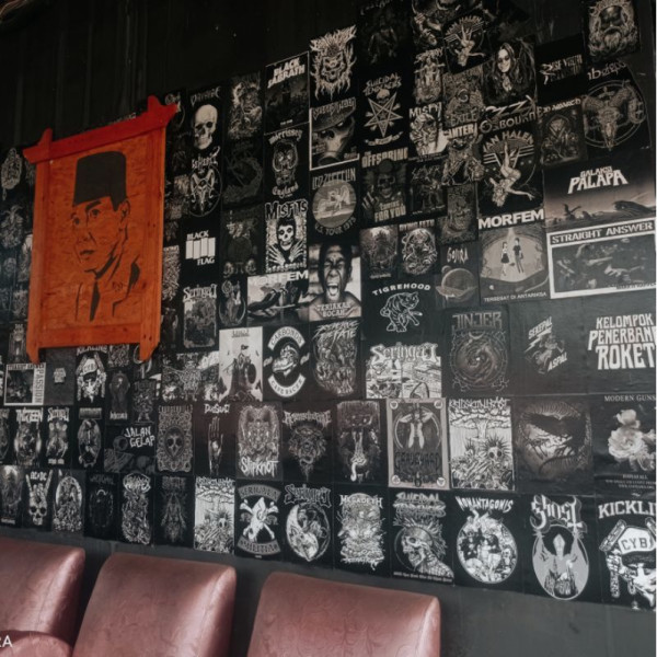 Poster Dinding aesthetic paket isi 90pcs dekorasi dinding free pereka