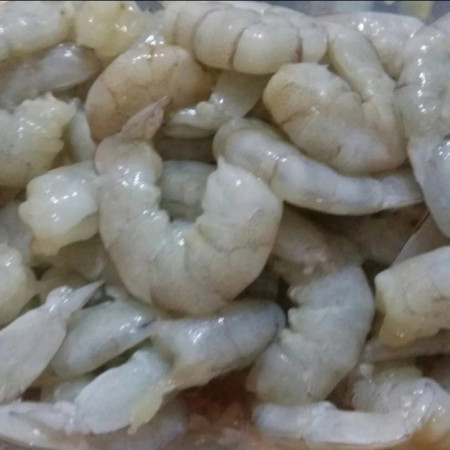 Udang kupas bersih frozen premium kemasan 500 gram