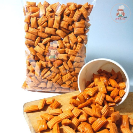 KUE PANGPANG 1 KG / KUE BANTAL / PANGPANG MANIS / PANG PANG SNACK - 500 GRAM