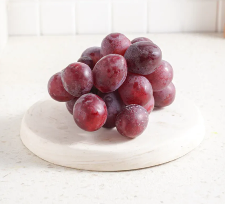 Anggur Merah Red Globe