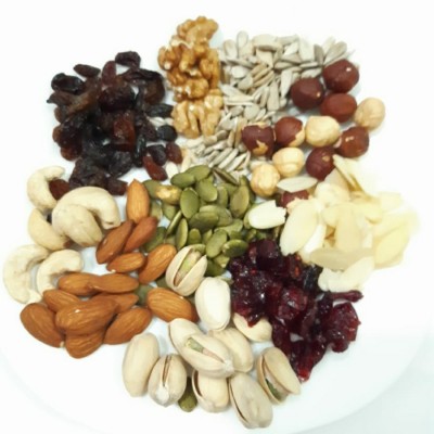 MIX NUTS ROASTED 500gram isi 10 macam