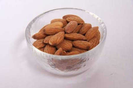 Almond Roasted (Kacang Almond Panggang) Blue Diamond tanpa cangkang - 500Gram TAWAR