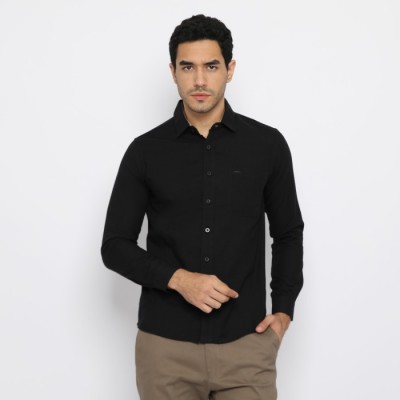 RICARDO Kemeja Pria Polos Hitam Lengan Panjang TENCEL