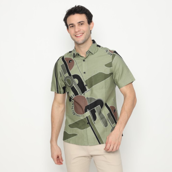 RICARDO Kemeja Pria Motif Printing Lengan Pendek