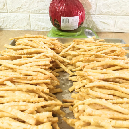 Traditional Snack / Camilan Lokal cheese stick keju edam original