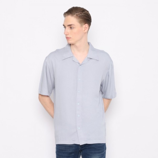 FICHINO Kemeja Rayon Twill Lengan Pendek Warna Abu Muda