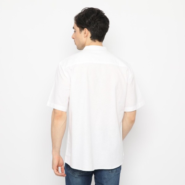 FICHINO Kemeja Pria Basic Polos Pendek Putih