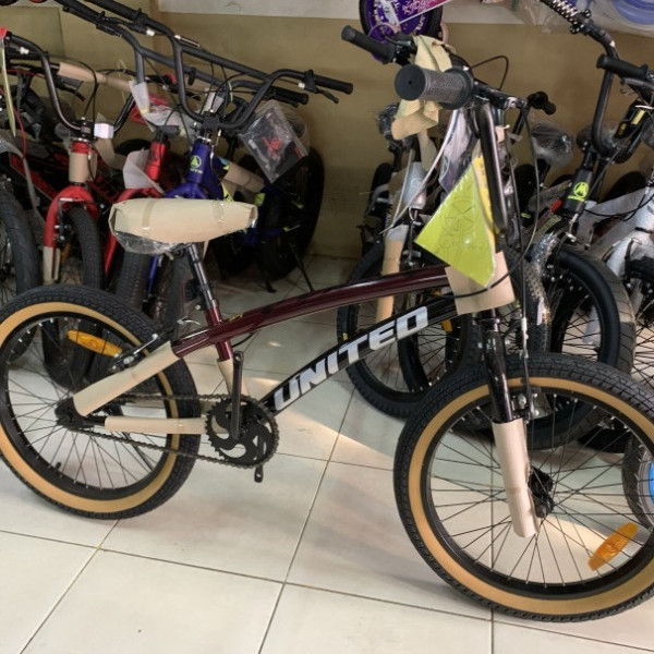 Sepeda BMX 20 United Dbased 7 Tahun Sampai Dewasa