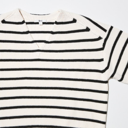 Uniqlo Sweater Pendek Garis Kerah V Lengan Panjang