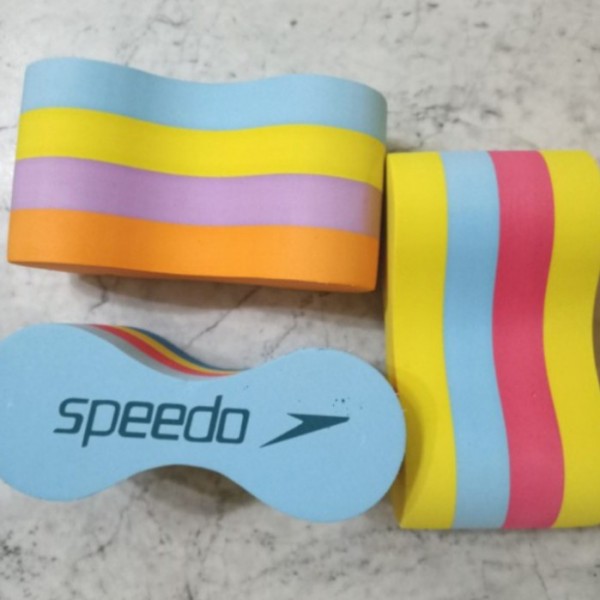 Pullbuoy Renang Spons Pelampung Kaki Renang