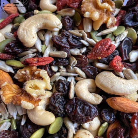 KACANG TRAIL MIX 500GRAM / CEMILAN SEHAT / TRAIL MIX