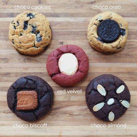 Soft Cookies (isi 4 - 8) by mamarupikitchen