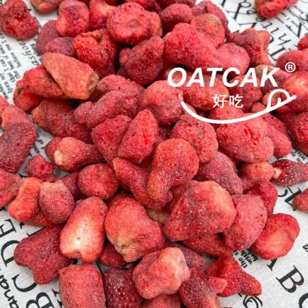 OATCAK Freeze Dried Strawberry buah kering stroberi