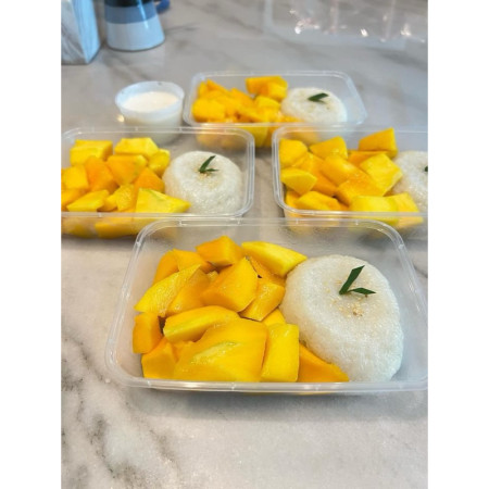 DESSERT MANGO STICKY RICE