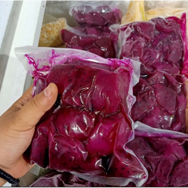 Buah Naga Dragon Kupas Frozen Beku - 1000gr
