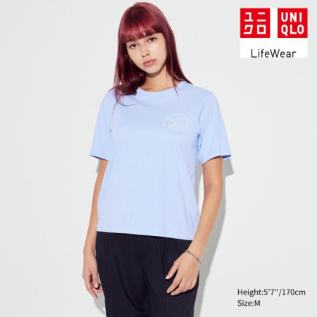 Uniqlo UT Peanuts Lengan Pendek